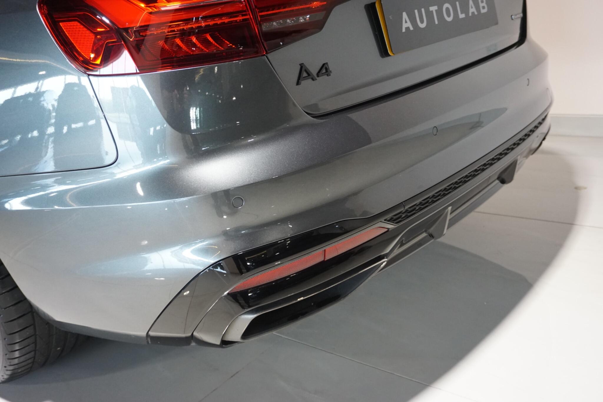 Audi A4 2.0 TDI 40 Black Edition Saloon 4dr Diesel S Tronic quattro Euro 6 (s/s) (204 ps)